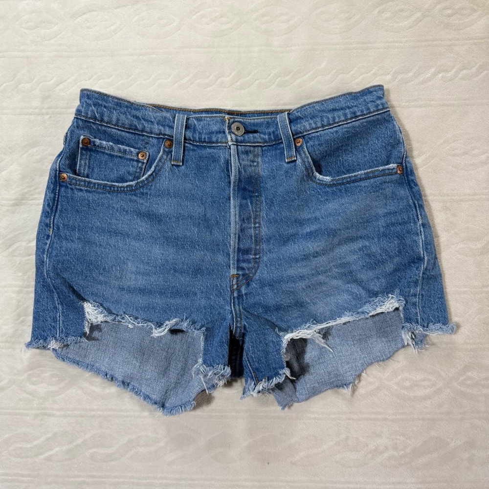 Levi’s 501 denim shorts